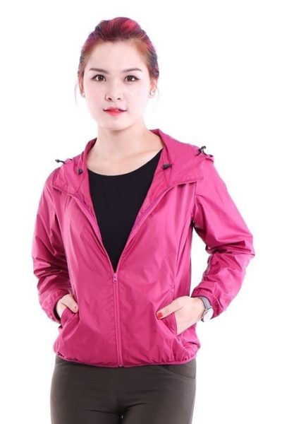 Đồng phục áo khoác – Áo khoác gió màu hồng có nón 14